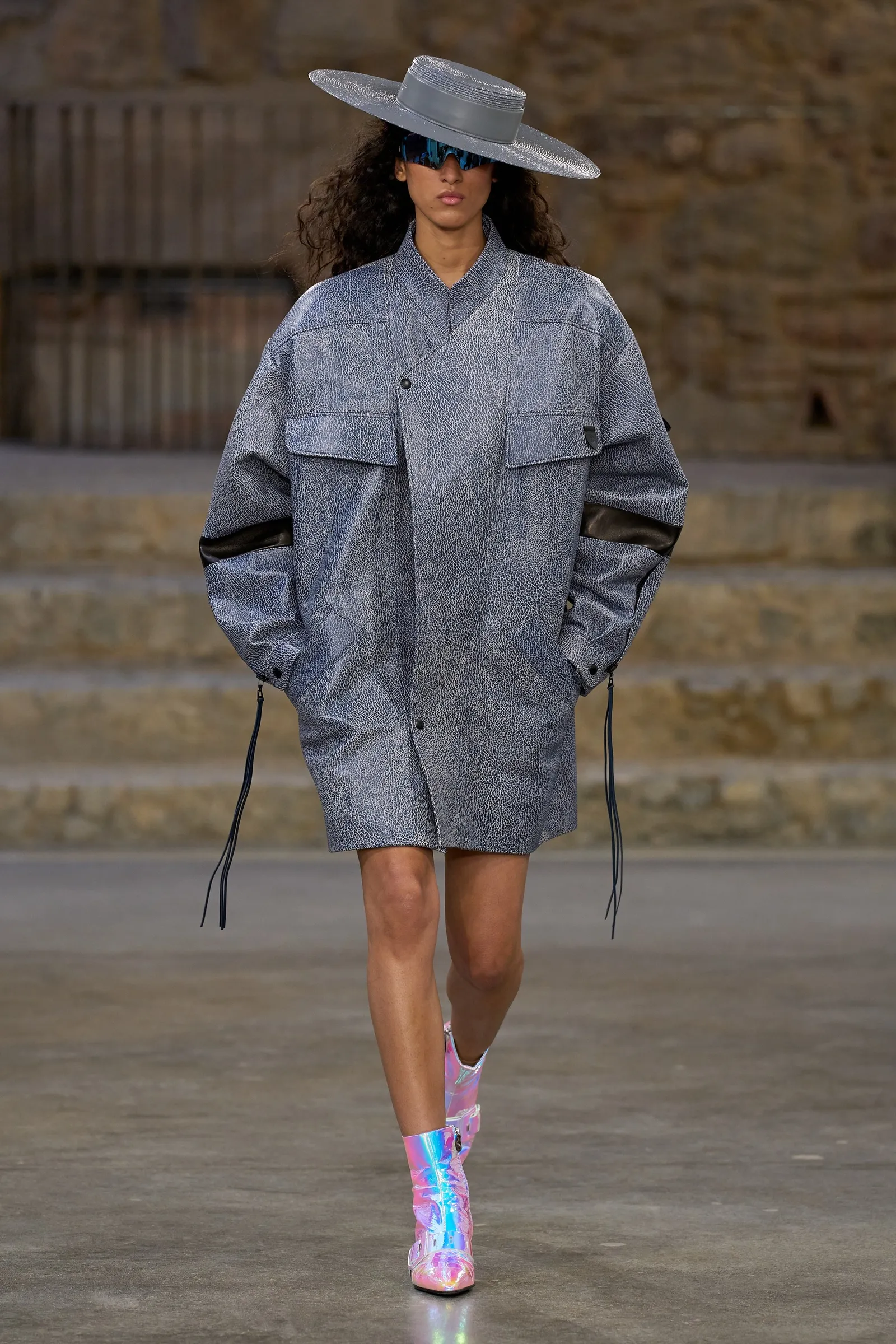 Louis Vuitton Cruise 2025 Vogue Runway
